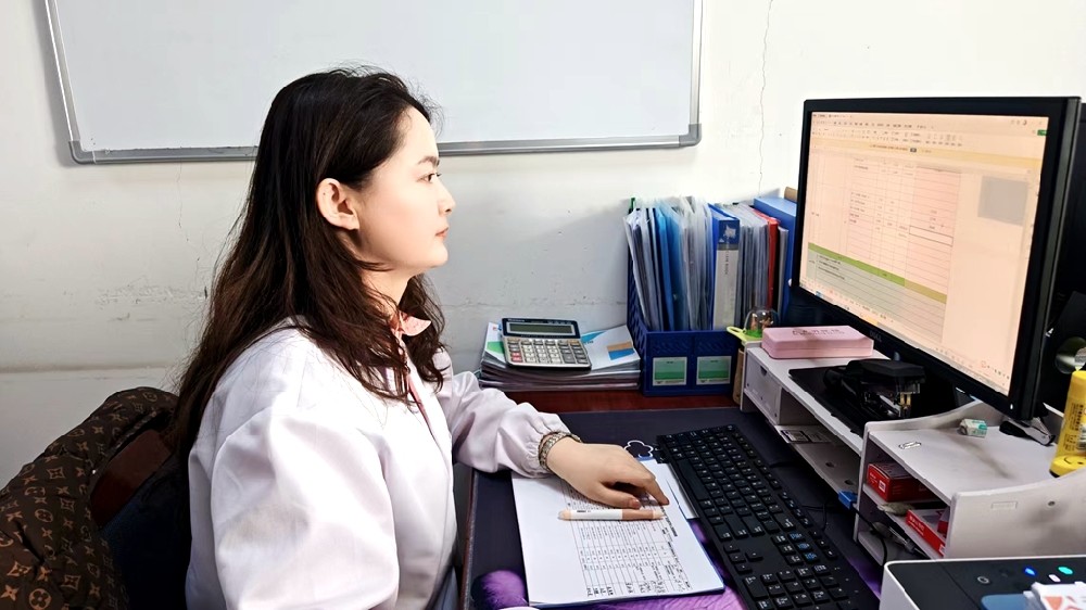 在成長中逐光，在奮進中綻放